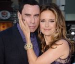 John Travolta et sa femme Kelly Preston à l'avant-première de  Savages  à Los Angeles, le 25 juin 2012.