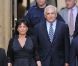 Anne Sinclair et Dominique Strauss-Kahn quittent le tribunal de Mahattan à New York, le 23 août 2011.