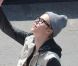 Justin Bieber, bonnet sur la tête, à Los Angeles, sur le tournage de son nouveau clip  As long as you love me , le vendredi 6 juillet 2012.