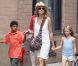 Heidi Klum en compagnie de ses parents Erna et Gunther ainsi que de ses quatre enfants, Leni, Henry, Johan et Lou à New York, le 14 juillet 2012
