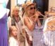 Heidi Klum en compagnie de ses parents Erna et Gunther ainsi que de ses quatre enfants, Leni, Henry, Johan et Lou à New York, le 14 juillet 2012