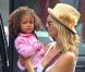 Heidi Klum en compagnie de ses quatre enfants, Leni, Henry, Johan et Lou à New York, le 14 juillet 2012