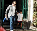Nicolas Cage en vacances en Italie avec son fils Kal-el. Le 17 juillet 2012.