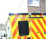 Une ambulance arrive au domicile d'Amy Winehouse