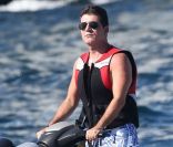 Simon Cowell fait du jet-ski à Saint-Tropez. Le 9 août 2012.