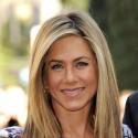 Jennifer Aniston : Sa bague de fiançailles, une émeraude sertie de diamants