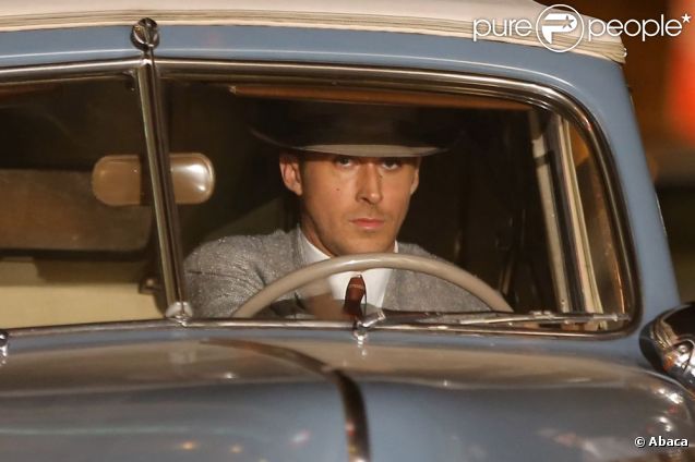 Ryan Gosling est revenu tourner de nouvelles scènes de  Gangster Squad  à Los Angeles, le 21 août 2012. Le studio a décidé de retirer une scène de fusillade dans un cinéma après la tuerie Colorado, survenue pendant une avant-première de  The Dark Knight Rises.
