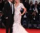 Zac Efron et Maika Monroe défilent sur le tapis rouge de la Mostra de Venise, le vendredi 31 août 2012.