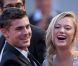 Zac Efron et Maika Monroe défilent sur le tapis rouge de la Mostra de Venise, le vendredi 31 août 2012.