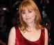 Isabelle Carré nous présente son ventre rond. Elle est enceinte de son troisième enfant et officialise sa grossesse lors de la Mostra de Venise, le 1er septembre 2012.