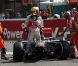 Lewis Hamilton après le spectaculaire accident provoqué par Romain Grosjean au départ du Grand Prix de Belgique à Spa-Francorchamps le 2 septembre 2012