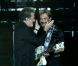EXCLU : Johnny Hallyday rejoint par Eddy Mitchell en concert au Stade de France, le 16 juin 2012.