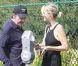 Johnny Hallyday et Laeticia Hallyday dans le quartier de Beverly Hills où ils se rendent chez leur coiffeur, à Los Angeles, le 10 septembre 2012.