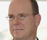 Le prince Albert II le 8 septembre 2012 lors de l'inauguratin du stade de Blausac qui servira à l'équipe de rugby monégasque