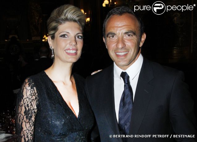 Nikos Aliagas et sa compagne Tina au dîner offert par Cartier dans le foyer du Palais Garnier après le concert de George Michael en faveur de Sidaction, à Paris, le 9 septembre 2012.