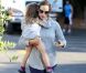 Jennifer Garner et ses filles Seraphina et Violet. Los Angeles, le 14 septembre.