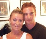 Sheila et son fils Ludovic Chancel à Ramatuelle, le 12 août 1999.