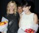 Laurent Voulzy entre Sandrine Kiberlain et Nolwenn Leroy lors du VIIIe gala de l'IFRAD pour la recherche sur la maladie d'Alzheimer, à Paris le 18 septembre 2012
