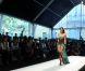 Elisabetta Canalis était irrésistible en Miss Bikini à la Fashion Week de Milan le 21 septembre 2012.