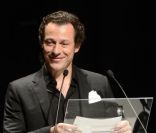 Stefano Accorsi lors de la vente aux enchères de l'amfAR 2012 pendant la Fashion Week à Milan, Italie, lors de la collection printemps-été 2013 le 22 septembre 2012