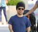 Peter Dinklage se promène avec sa femme Erica Schmidt et leur bébé le 24 septembre 2012 à Los Angeles