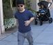 Peter Dinklage, sa femme et sa fille à Los Angeles le 24 septembre 2012
