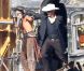  Johnny Depp et Armie Hammer lors d'un énième reshoot du western  Lone Ranger  de Gore Verbinski, le 27 septembre 2012. Le tournage a officiellement commencé le 25 février, il y a sept mois. 
