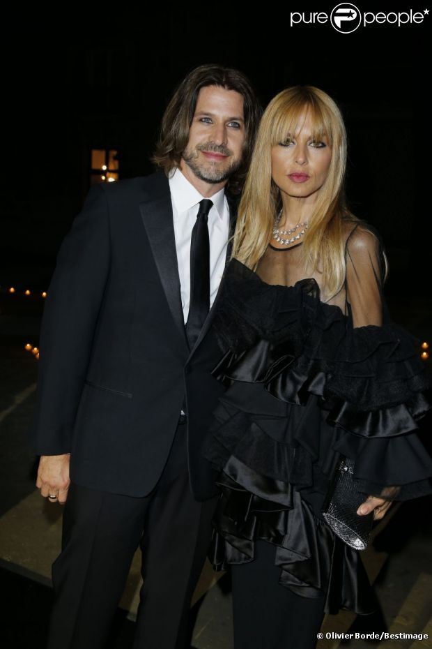 Rachel Zoe et son mari lors de la soirée de Carine Roitfeld et MAC organisée à paris le 2 octobre 2012
