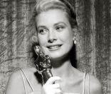Grace Kelly oscarisée en 1955.