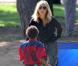 Heidi Klum encourage son fils lors d'un match de football. Brentwood, le 13 octobre 2012.