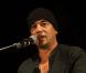  Pascal Obispo lors du concert de l'évènement Foot-Concert du 13 octobre 2012 à Lyon au profit de l'association Huntington Avenir 