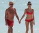 Exclusif - Olga Kurylenko et son compagnon Danny Huston, main dans la main, profitent du soleil et de la plage à se Miami. Le 16 octobre 2012.
