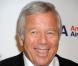 Robert Kraft au 11e gala annuel  An Enduring Vision  de la Elton John Aids Foundation contre le Sida, à New York, le 15 octobre 2012.