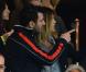 Michaël Youn et Isabelle Funaro attentifs lors du huitième de finale de la Coupe de la Ligue entre le PSG et l'OM (2-0) le 31 octobre 2012