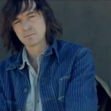Cali, image du clip de <em>L'Amour est éternel</em>, premier single extrait de <em>Vernet-les-Bains</em>, album à paraître le 26 novembre 2012.