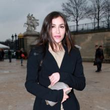 Olivia Ruiz au défilé de haute couture Elie Saab à Paris le 7 mars 2012.