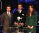 Bradley Wiggins couronné entre David Beckham et Kate Middleton. La duchesse de Cambridge prenait part dimanche 16 décembre 2012 à la cérémonie des BBC Sports Personality of the Year Awards 2012 à l'ExCel Arena de Londres. Son premier engagement depuis l'annonce de sa grossesse et son hospitalisation. 