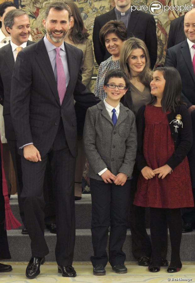 AGENDA DE LOS PRINCIPES DE ASTURIAS - Página 16 1020918-la-princesse-letizia-et-le-prince-620x0-1