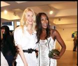 Naomi Campbell et Claudia Schiffer au vernissage de Mario Testino, le 2/07/08