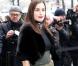 Amira Casar arrive au défilé Chanel Haute Couture le 22 janvier 2013