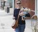 Jennifer Garner, les bras chargés, de sortie à Los Angeles, le 1er Février 2013.