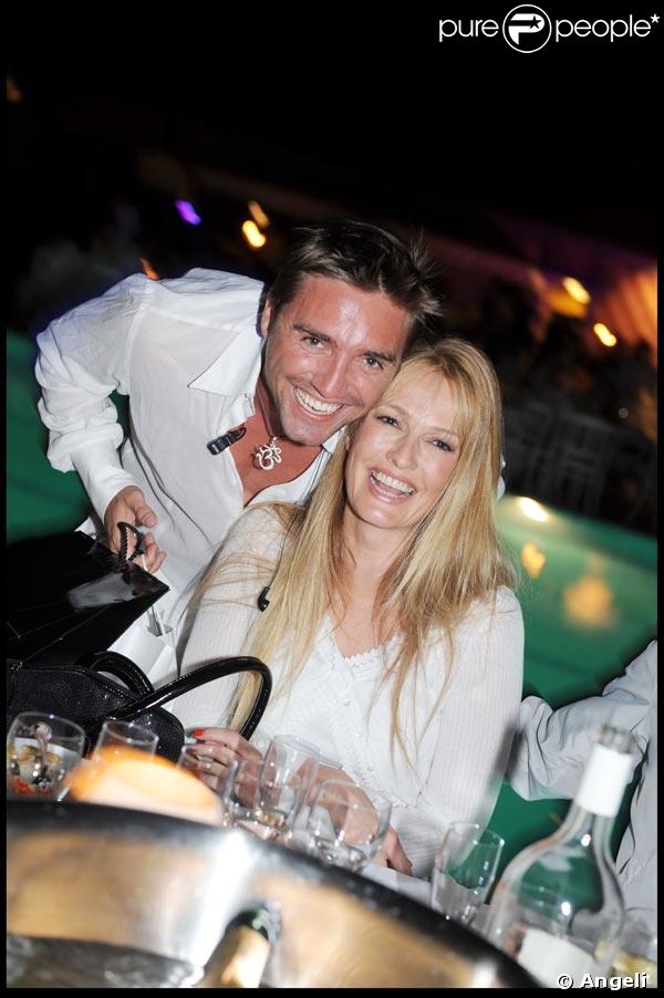 Karen Mulder, 38 ans, à la soirée ' Don't tell my booker' avec l'organisateur de la soirée 