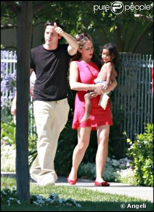 Jennifer Love Hewitt et Ross McCall, déjeuner du 4 juillet !