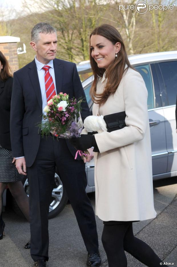 CASA REAL BRITÁNICA - Página 79 1081379-catherine-duchess-of-cambridge-and-620x0-1