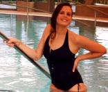 Laure Manaudou : Sublime, la sirène dévoile son premier maillot de bain