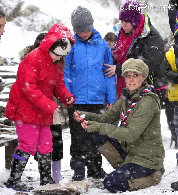 CASA REAL BRITÁNICA - Página 80 1084039-the-duchess-of-cambridge-during-her-620x0-2