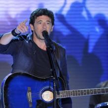 Patrick Bruel à l'enregistrement de l'émission "Vivement Dimanche" à Paris le 20 mars 2013.