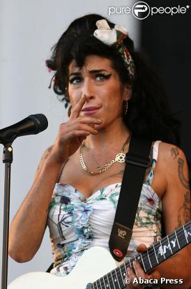 Amy Winehouse en concert ainsi que REM  en irelande