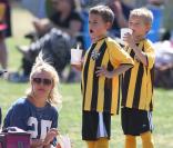 Britney Spears : Supportrice gourmande auprès de ses fils, maman active en solo