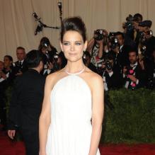 La jolie Katie Holmes lors de la soirée du MET Ball 2013 au Metropolitan Museum of Art de New York, le 6 mai 2013.